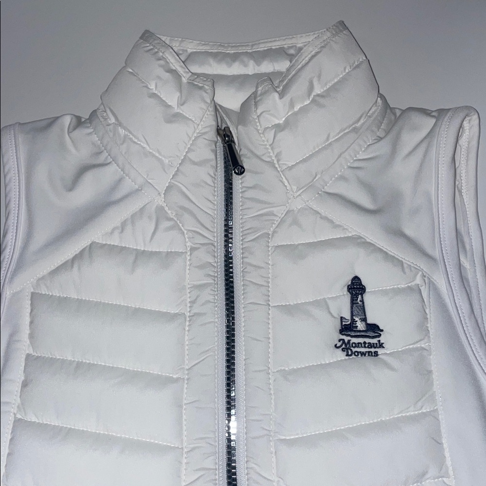 NWT Sunice Women's Lizzie Quilted‎ Thermal Vest size S Embroidered Golf Logo